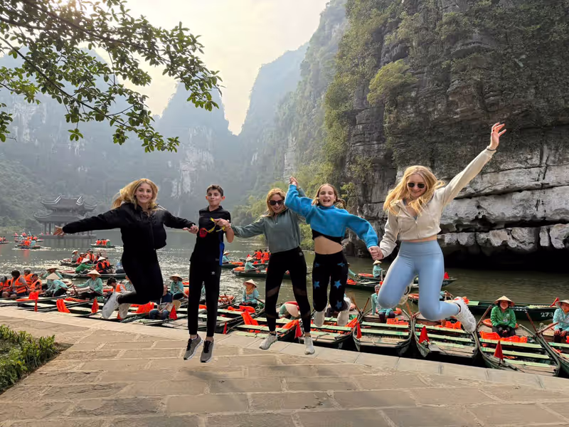 Hanoi Private Tour - Trang An