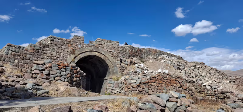 Yerevan Private Tour - Smbataberd Fortress
