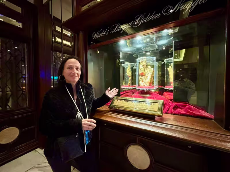 Las Vegas Private Tour - Hand of Faith