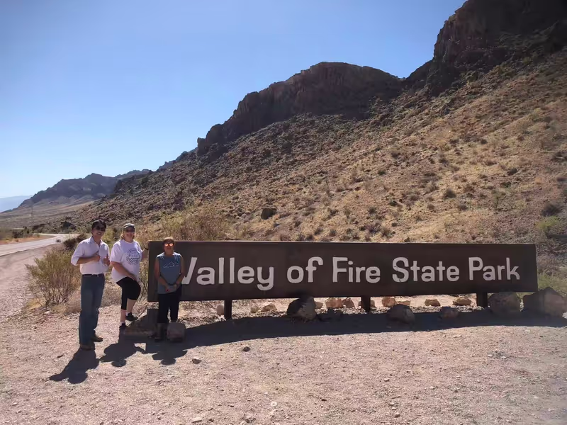 Las Vegas Private Tour - Welcome to Valley of Fire sign