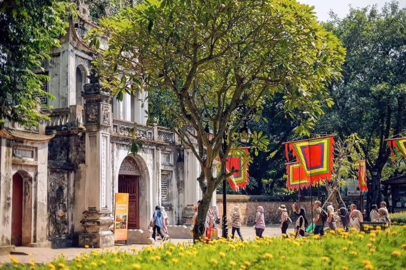 Hanoi Private Tour - Temple of Literature
