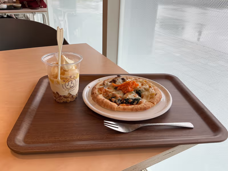 Toyama Private Tour - Yuzu soft and Local speciality pizza
