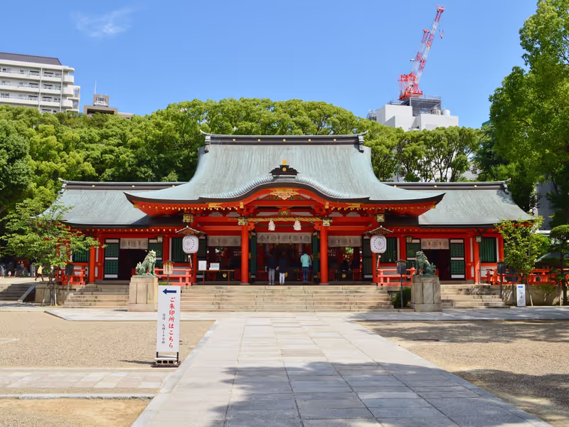 Kobe Private Tour - The main worship hall at Ikuta Shrine