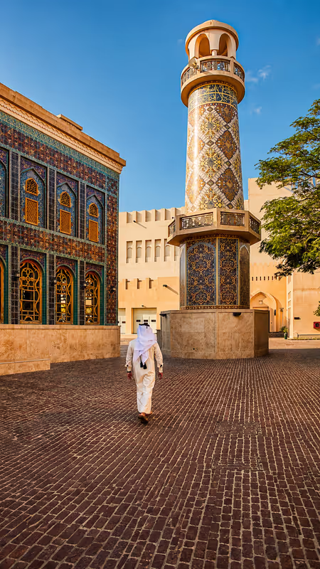 Doha Private Tour - Discover traditional Qatari architecture and publi