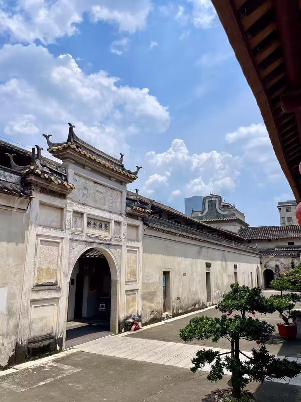 Shenzhen Private Tour - Crane Lake Hakka Residence