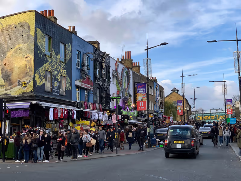 London Private Tour - Camden High Street