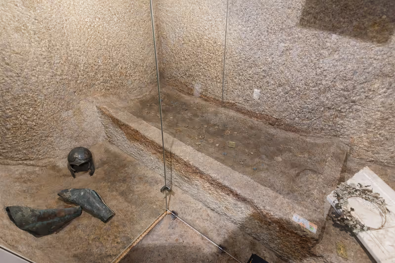 Veliko Turnovo Private Tour - Tomb of Seuthes III