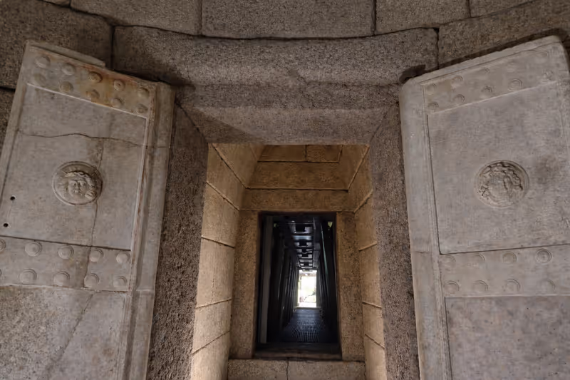 Veliko Turnovo Private Tour - Tomb of Seuthes III