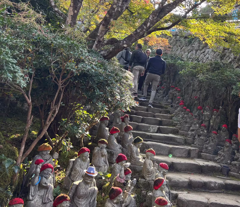Hiroshima Private Tour - The 500 Rakan Statues