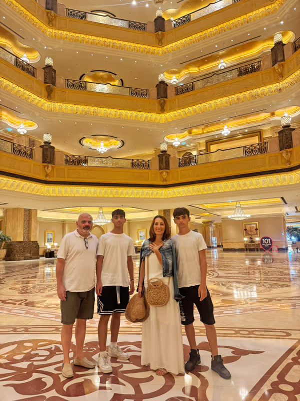 Abu Dhabi Private Tour - Emirates Palace Abu Dhabi