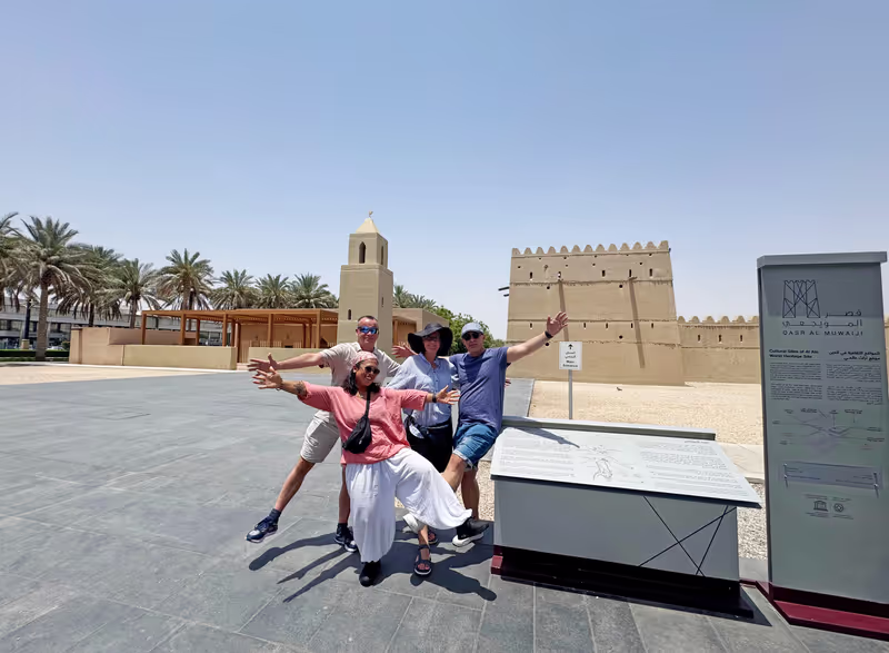 Dubai Private Tour - Qasr Al Muwaiji