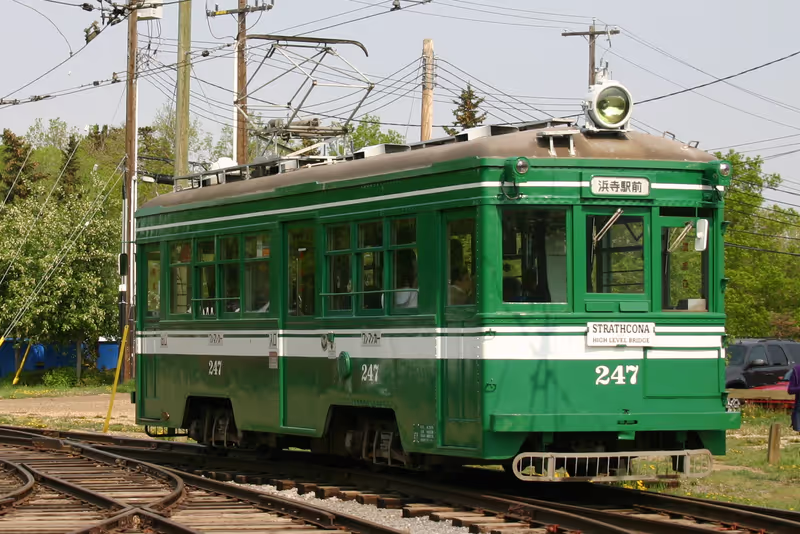 Osaka Private Tour - The historic Hankai streetcar