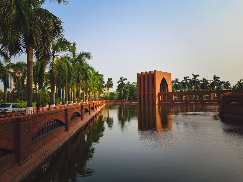 Dhaka Private Tour - Chandrima Udyan (Public Park)