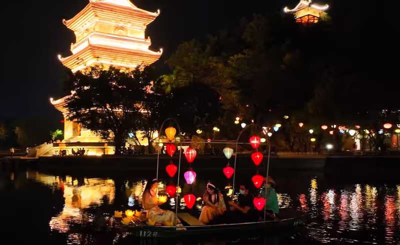 Ninh Binh Private Tour - Ancient Walking Street
