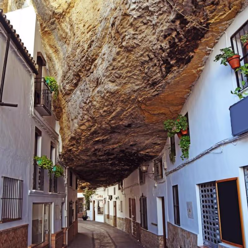 Malaga Private Tour - Houses built into the rock