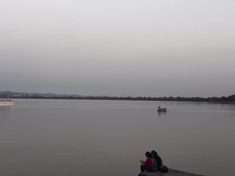 Chandigarh Private Tour - Sukhna lake