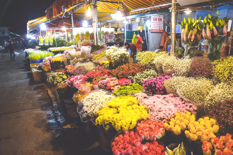 Ho Chi Minh Private Tour - Flower market