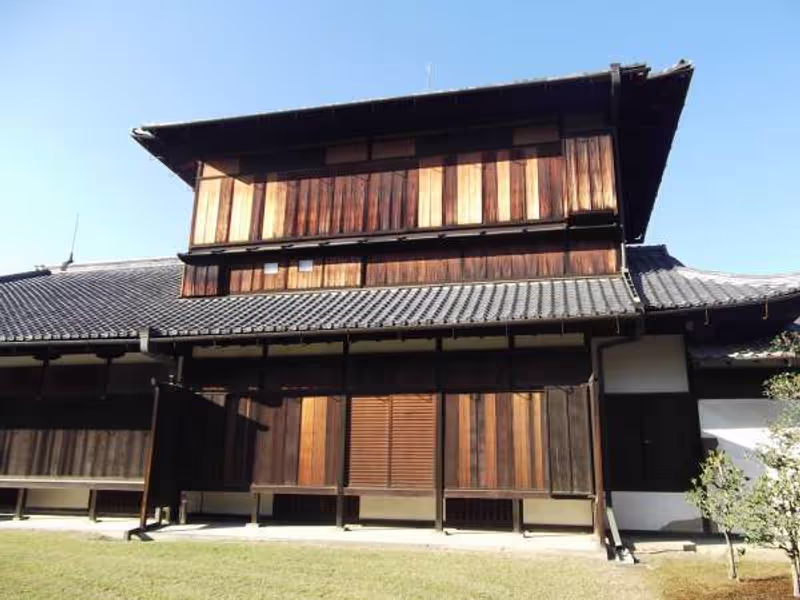 Kyoto Private Tour - "Honmaru" palace (closed).