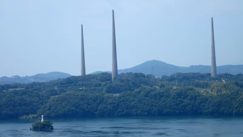 Nagasaki Private Tour - ★HARIO COMM Tower【war ruin】(Standardl)

Three huge Comm towers ruin of WW2. 135-137m high huge communication towers, can see inside of the tower