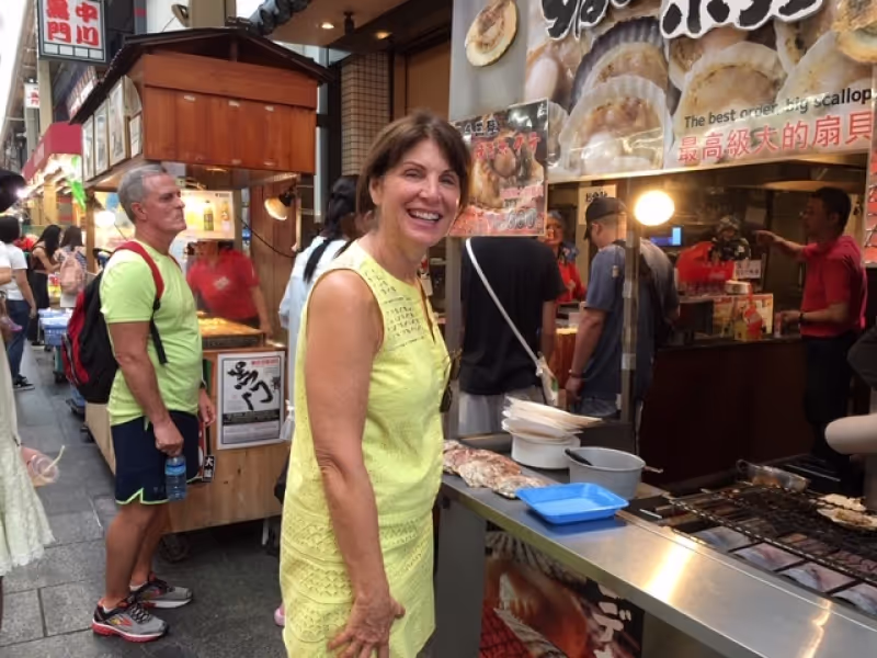 Osaka Private Tour - Mona Lisa ! at Koromon Market