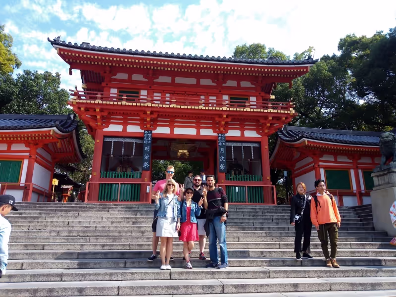 Kyoto Private Tour - Yasaka shrine in Gion