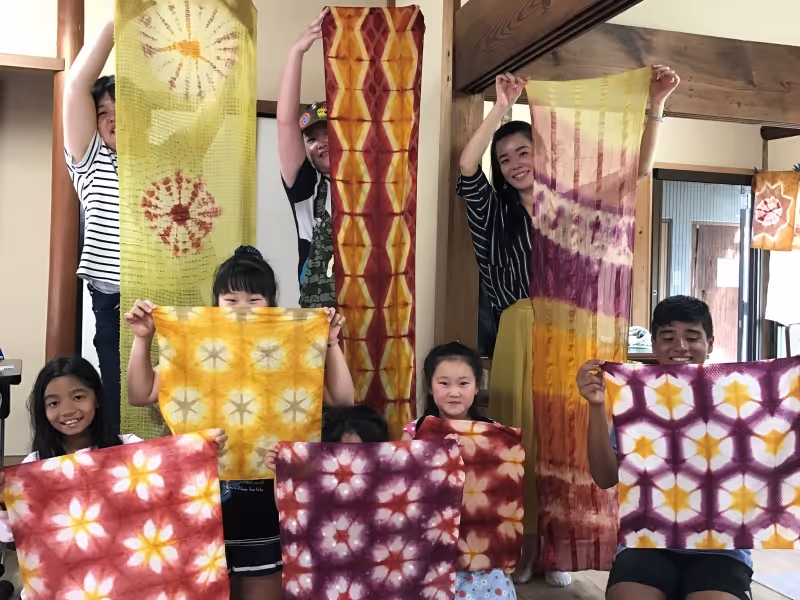 Nara Private Tour - Experience of natural dyeing