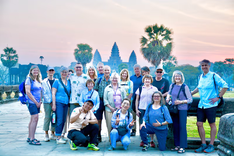 Siem Reap Private Tour - Angkor Wat with Group Tour