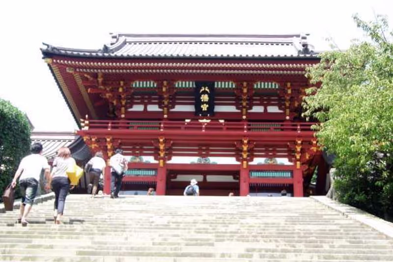 Tokyo Private Tour - Tsurugaoka-Hachimangu
Image from flicker.com