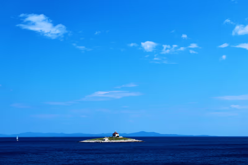 Hvar Island Private Tour - Pokonji Dol Islet
