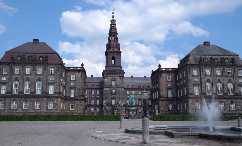 Copenhagen Private Tour - Christiansborg