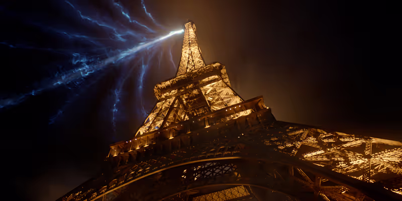 Paris Private Tour - The Eiffel Tower at night