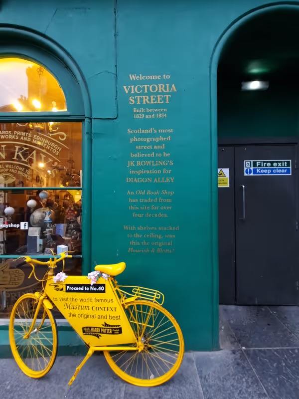 Edinburgh Private Tour - null