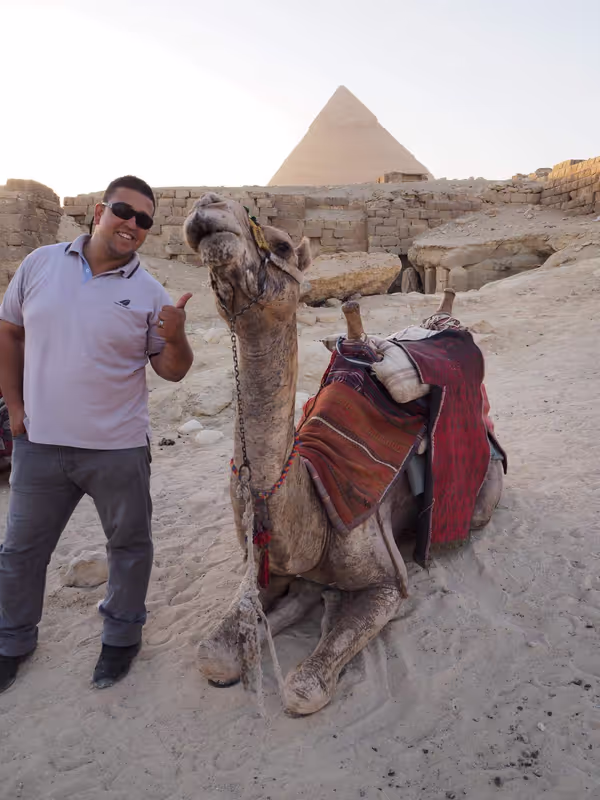 Giza Private Tour - Giza pyramids