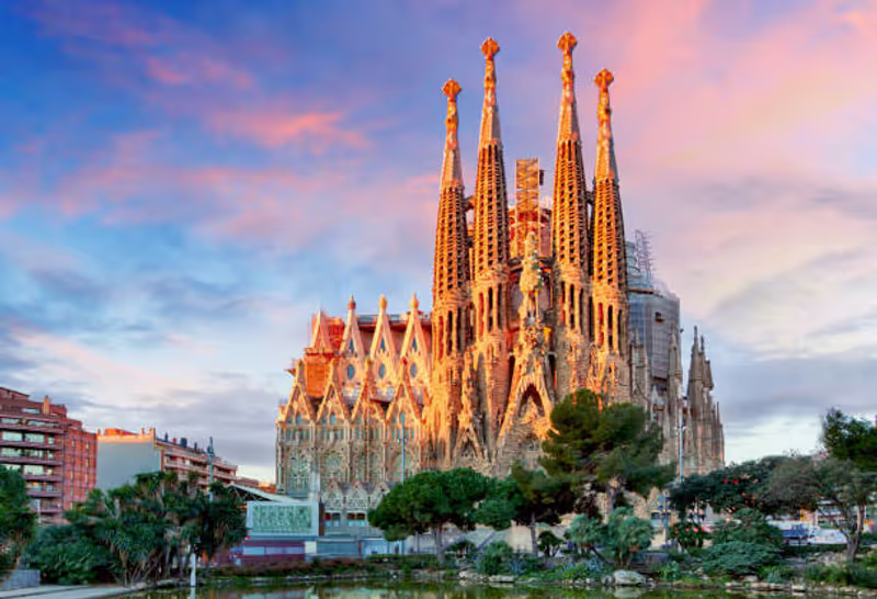 Barcelona Private Tour - null