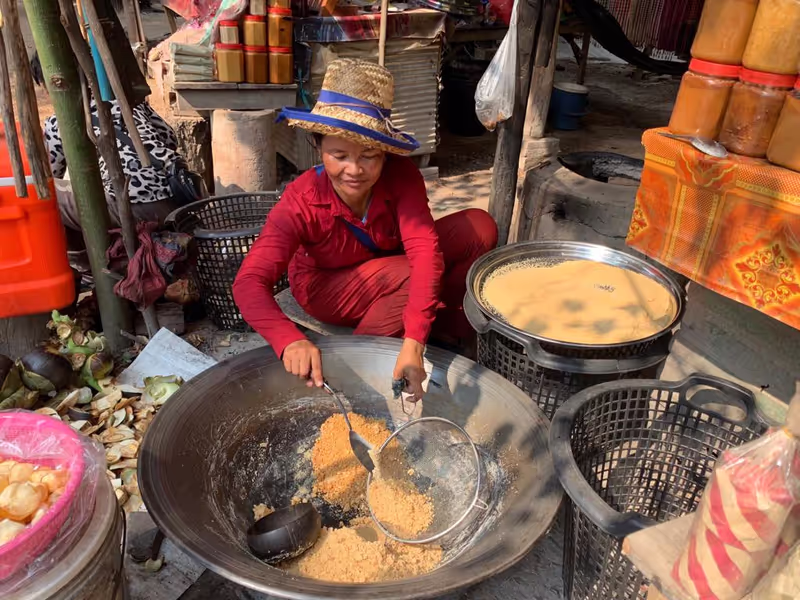 Siem Reap Private Tour - Sugar Palm Maker on the way