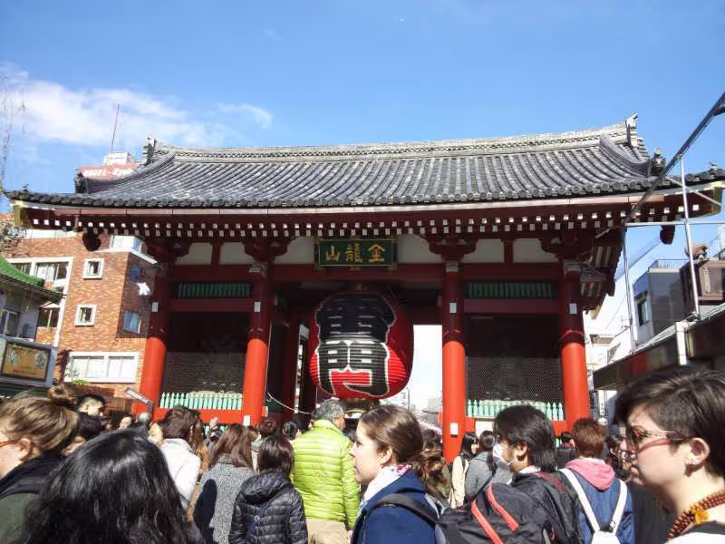 Tokyo Private Tour - Too famous giant lantern in Asakusa.