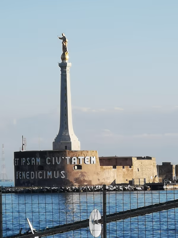 Messina Private Tour - San Salvatore fort at the entrance of the harbour