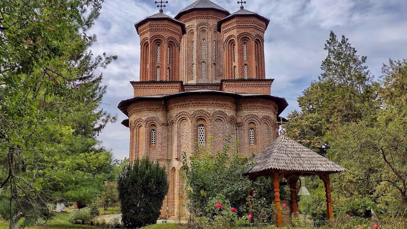 Bucharest Private Tour - Snagov monastery