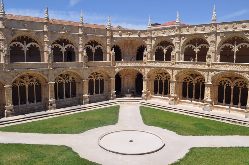 Lisbon Private Tour - null