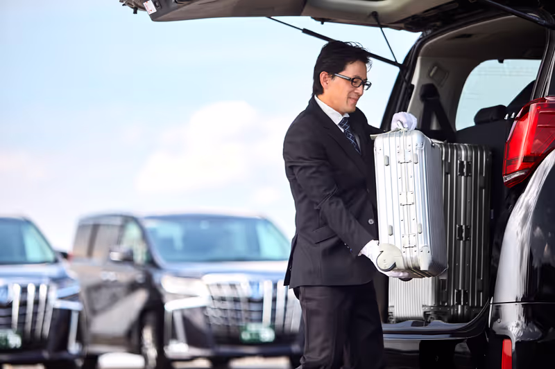 Tokyo Private Tour - Our drivers can provide attentive service