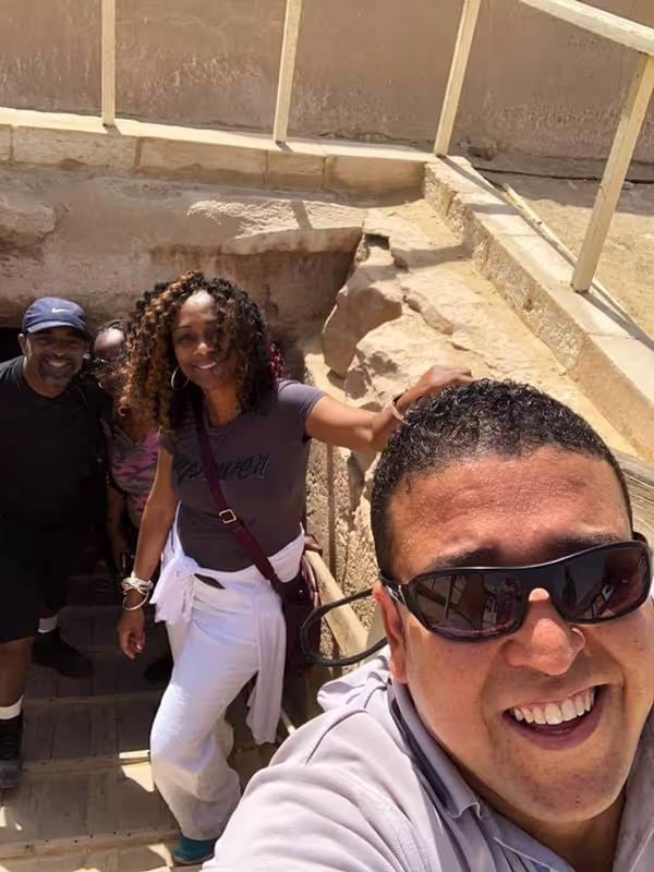 Giza Private Tour - null
