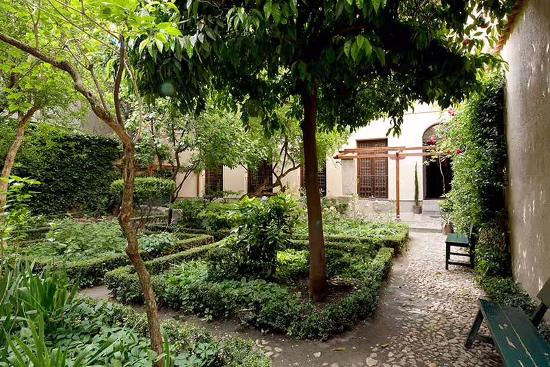 Madrid Private Tour - Jardín de Lope de Vega