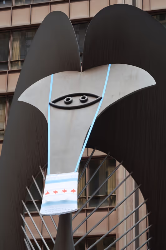 Chicago Private Tour - The Picasso in Daley Plaza