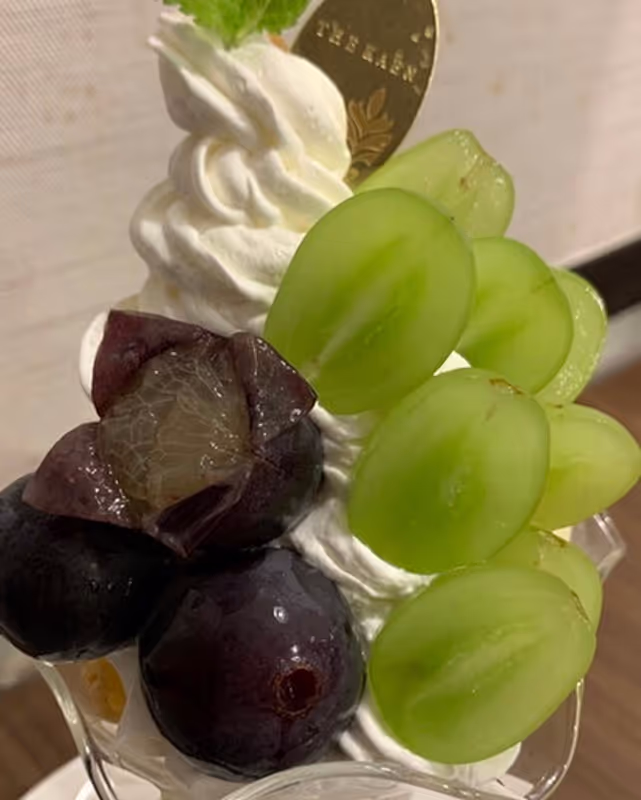 Kyoto Private Tour - Shine muscat parfait is one of best item.  Fresh muscat is moderate sweet and keep harmony with creams. Please try it.  It will cost Jyen2000