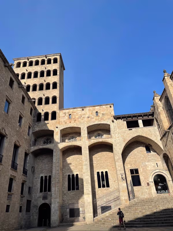 Barcelona Private Tour - Plaça del Rei