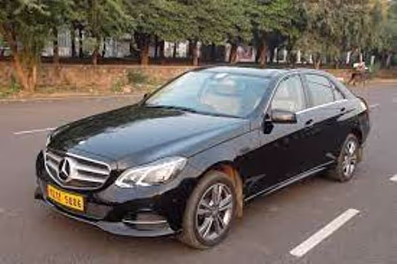 Delhi Private Tour - Mercedes Car