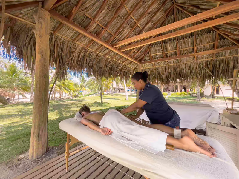 Cartagena Private Tour - Private Excursion to the Rosario islands in a 30ft Boat, Max 8 guests