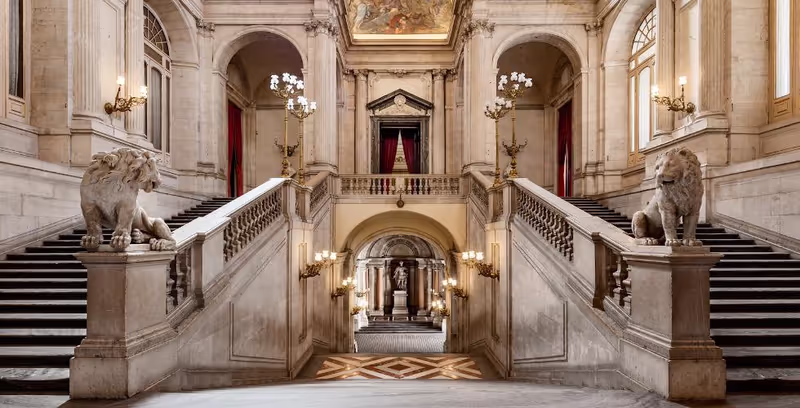 Madrid Private Tour - Main staircase