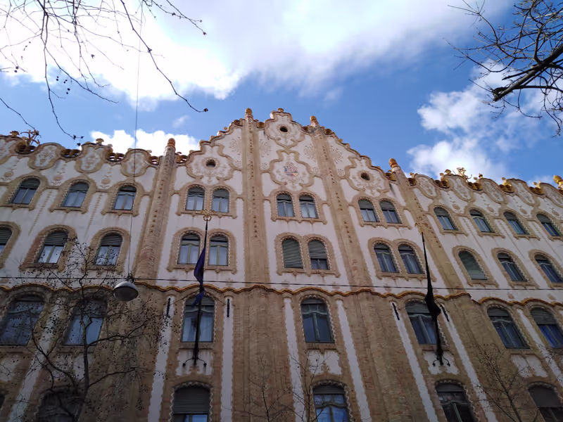 Budapest Private Tour - Saving Bank
