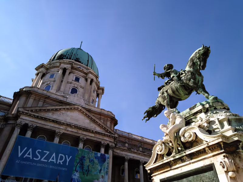 Budapest Private Tour - null